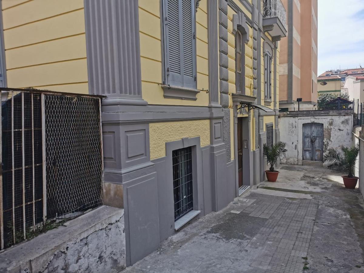 Bed and Breakfast Le Stanze Di Eli E Gio à Castellammare di Stabia Extérieur photo